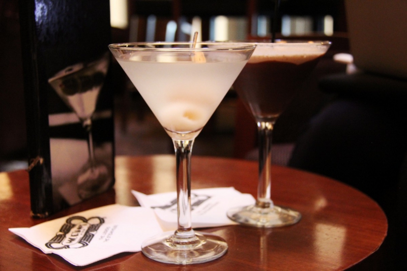 brasserie-VERIGNON-min_martini_bar_lychee_chocolate_alcohol_liquor_happy_hour_happy-910161